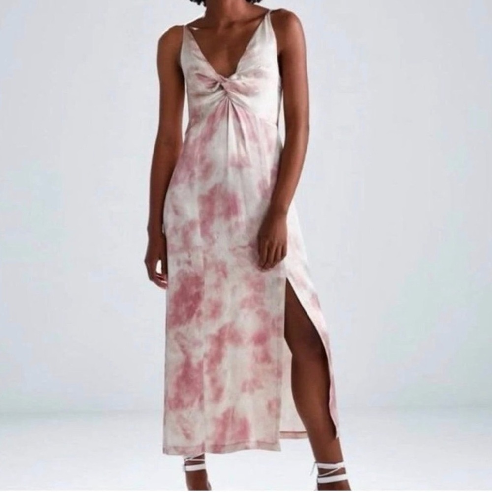 Everyday Effortless  Tie-Dye Maxi Dress with side slit chic and minimal